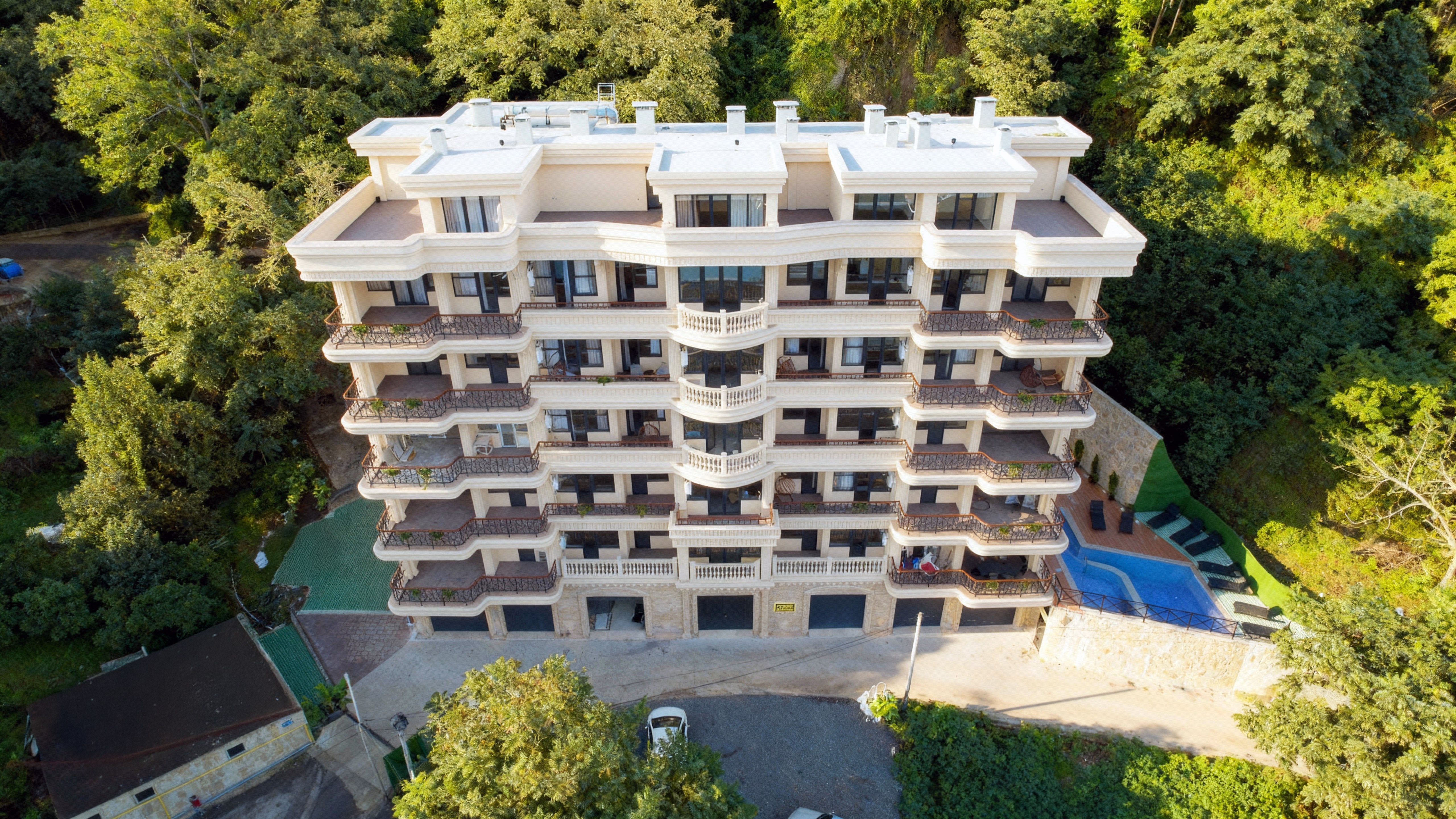 Elite Family Residence